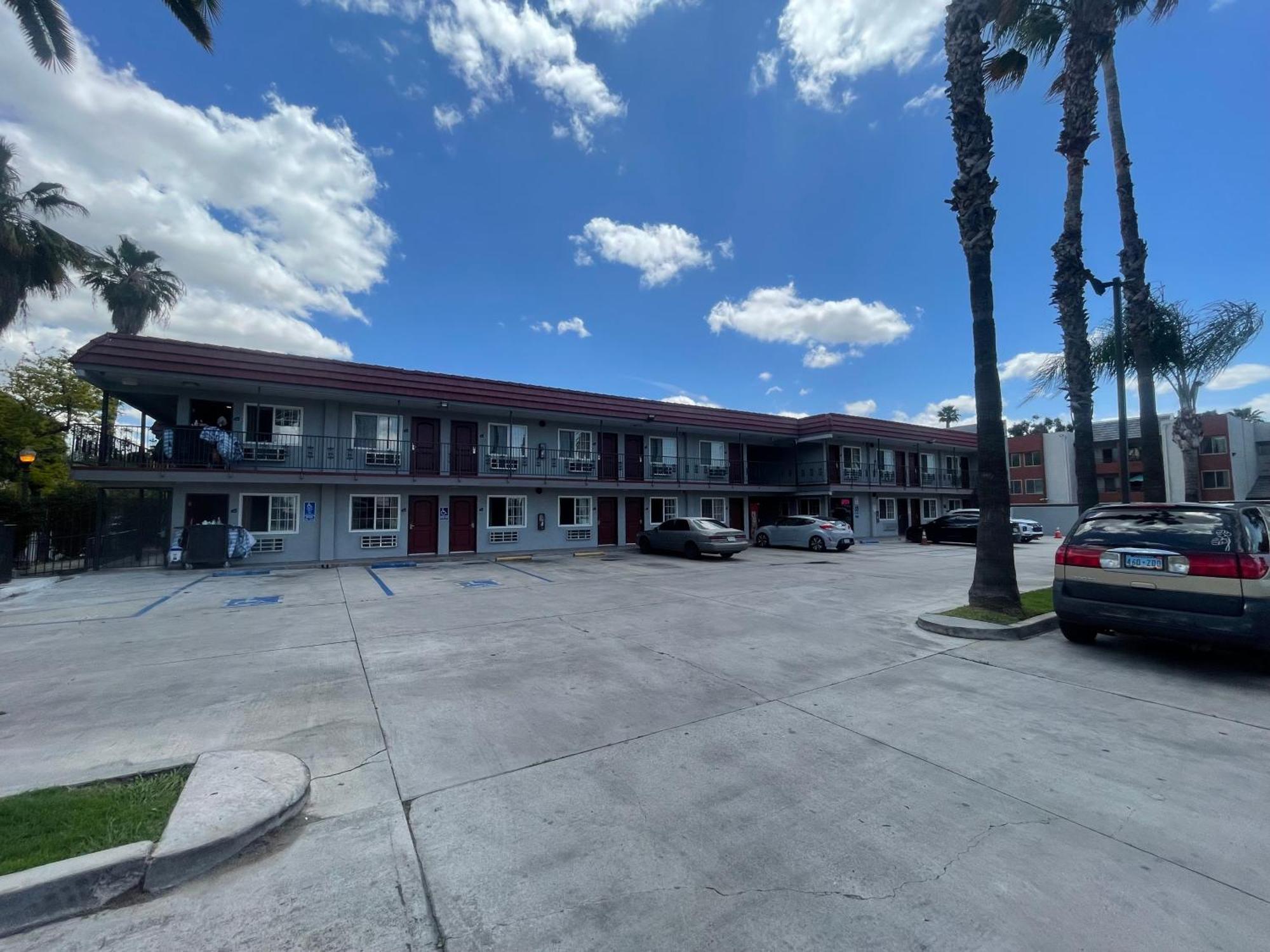 Economy Inn San Bernardino Exterior photo